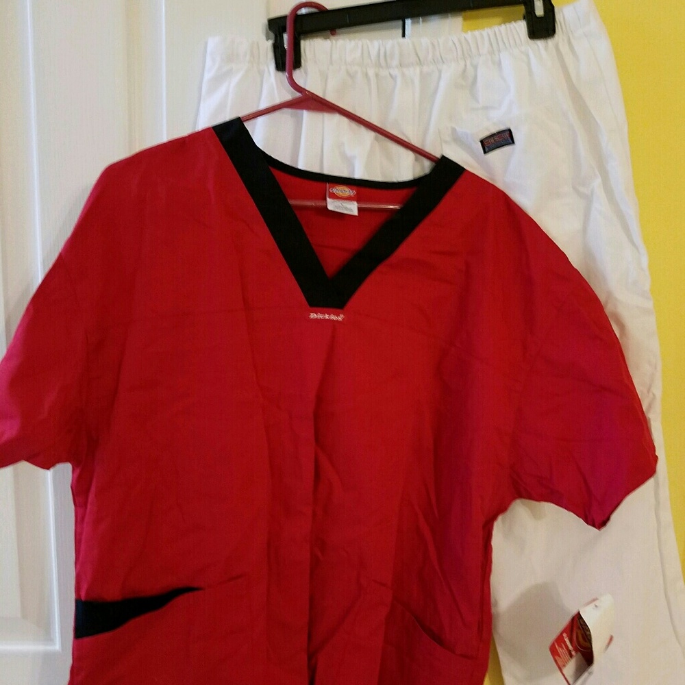 Nurses Red v-neck shirt